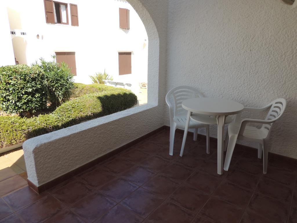 Apartamentos Sa Cala Кала-Морель Экстерьер фото