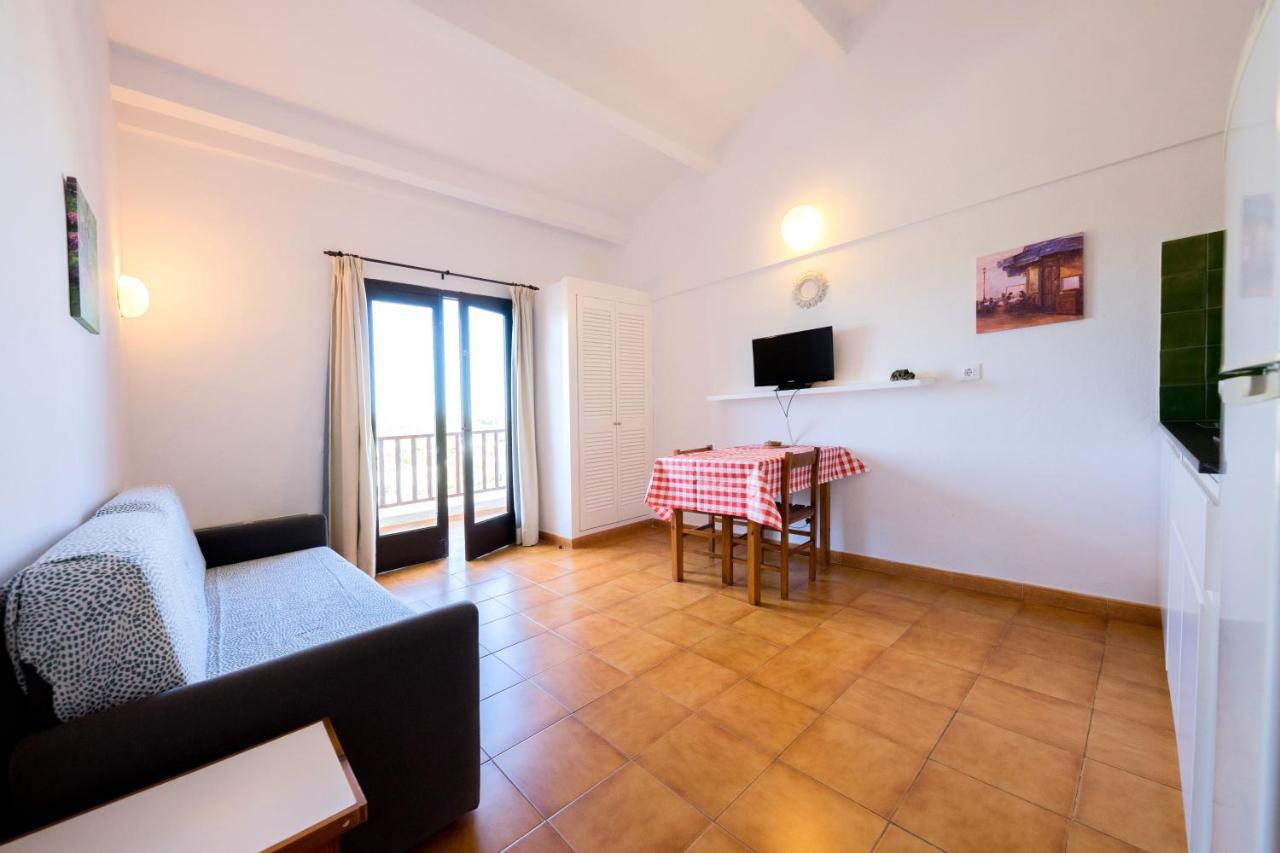 Apartamentos Sa Cala Кала-Морель Экстерьер фото